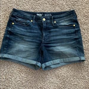 Excellent used condition size 10 jean shorts